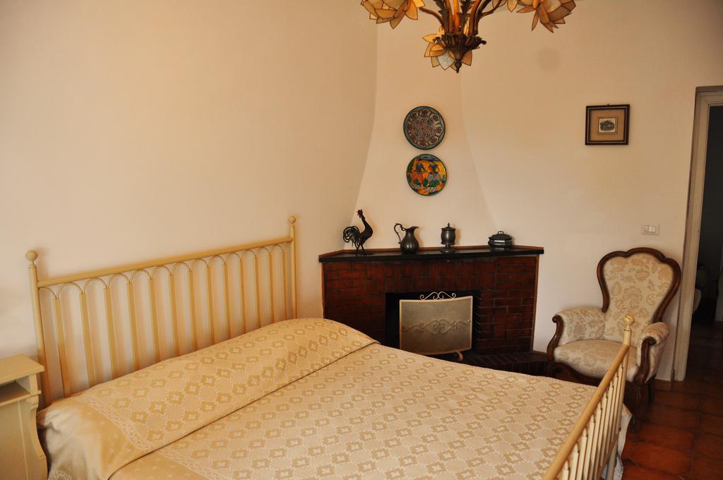Villa Laura Sea View Apartments Santa Maria di Castellabate Exterior photo